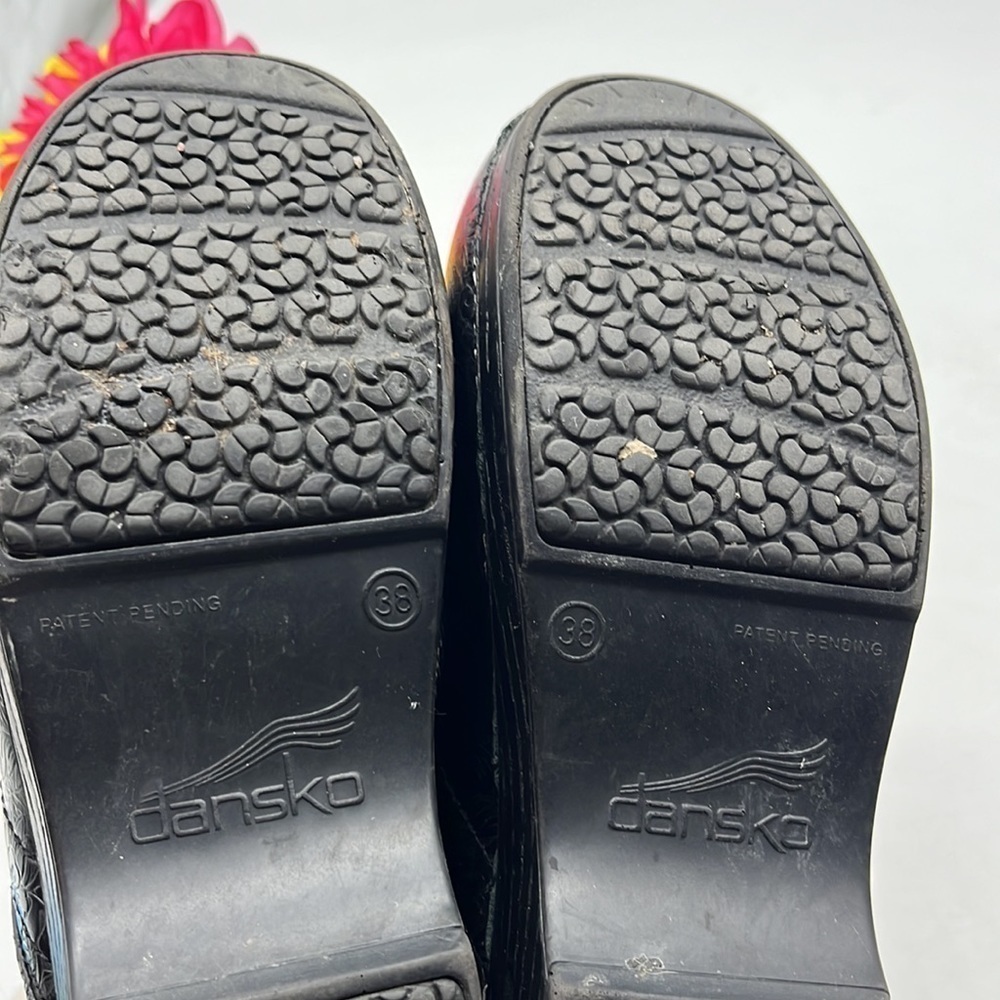 Dansko Black Leather stamped Leather Sz 38. DAN1230D - Picture 8 of 9